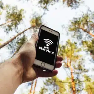 Brak sygnalu w lesie na telefonie