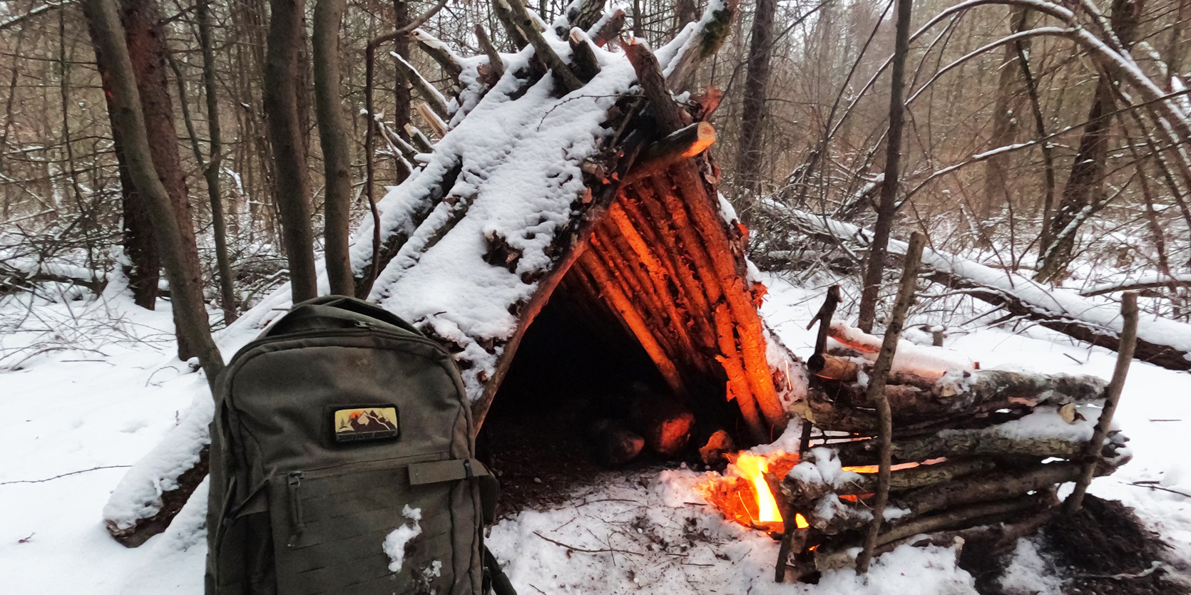 Jak zrobić szałas z Survivor Group? Jak zbudować szałas? Szkoła Przetrwania i Survival.