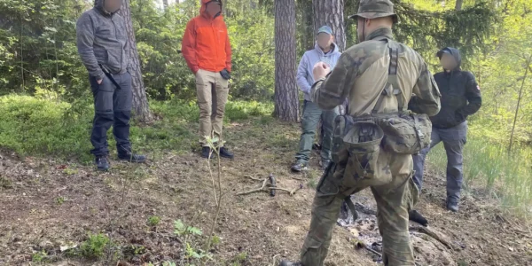 Imprezy dla firm. Organizacja imprez integracyjnych. Survival. Szkoła przetrwania.