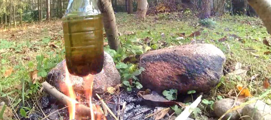 Gotowanie wody w plastikowej butelce – skuteczne uzdatnianie wody. Survival w terenie 5 Czy Mozna Gotowac Wode w Plastiku 3